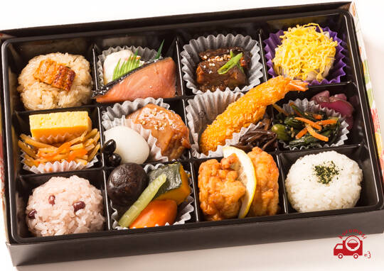 日本料理 忠正の味めぐり十二枡弁当(幕の内)