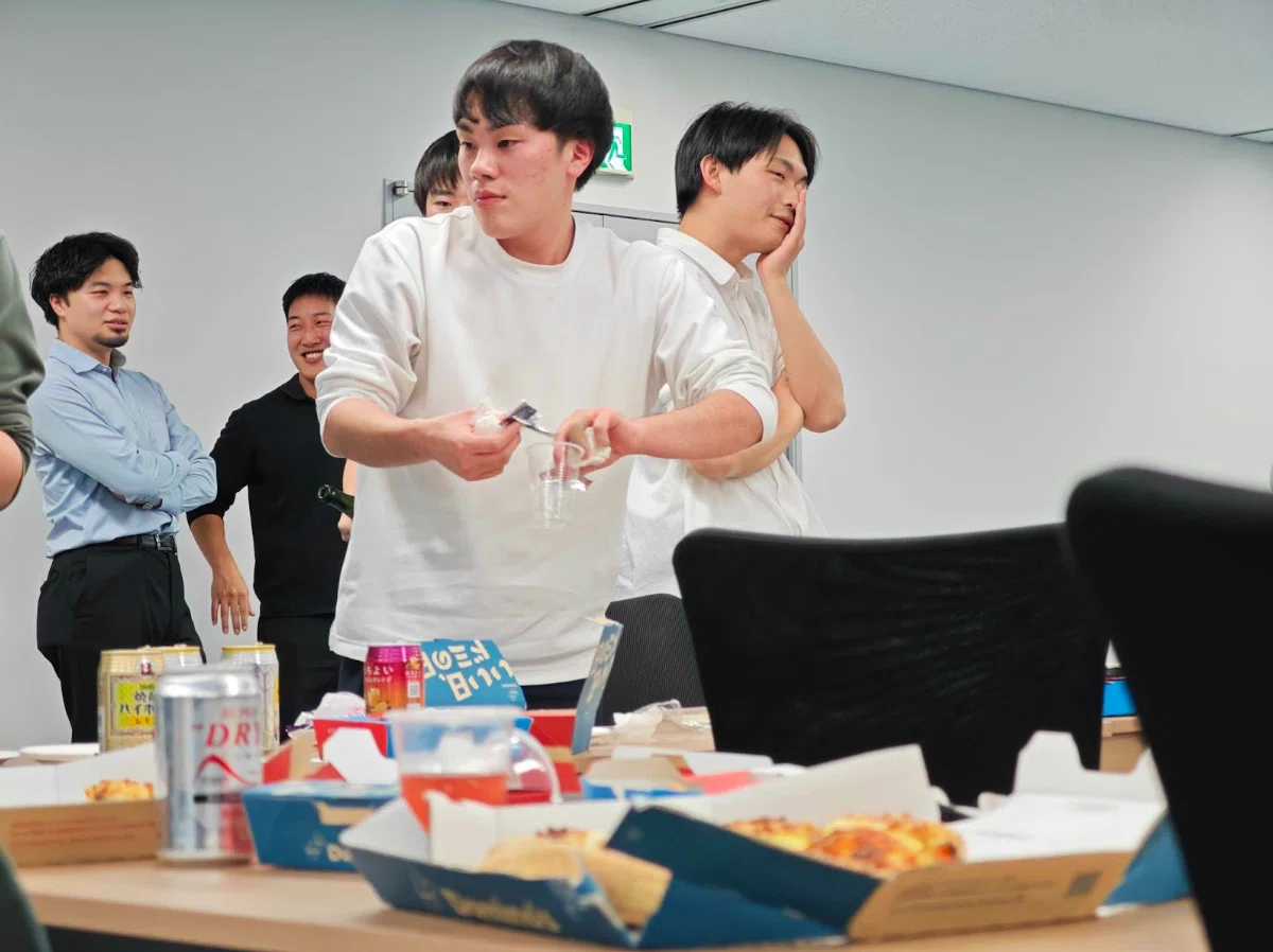 懇親会の様子1